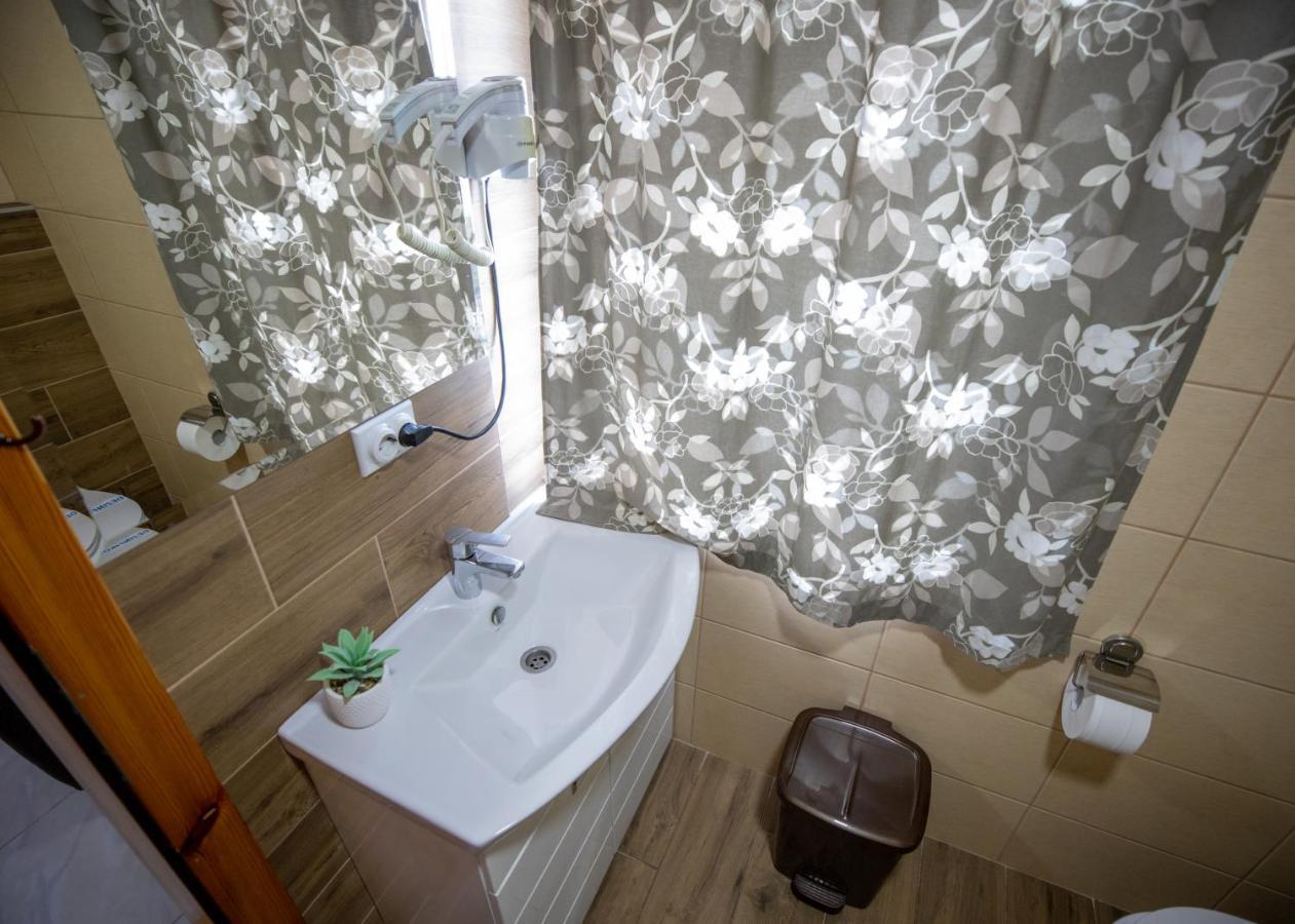 Guest House Agropapuk Šid Dış mekan fotoğraf