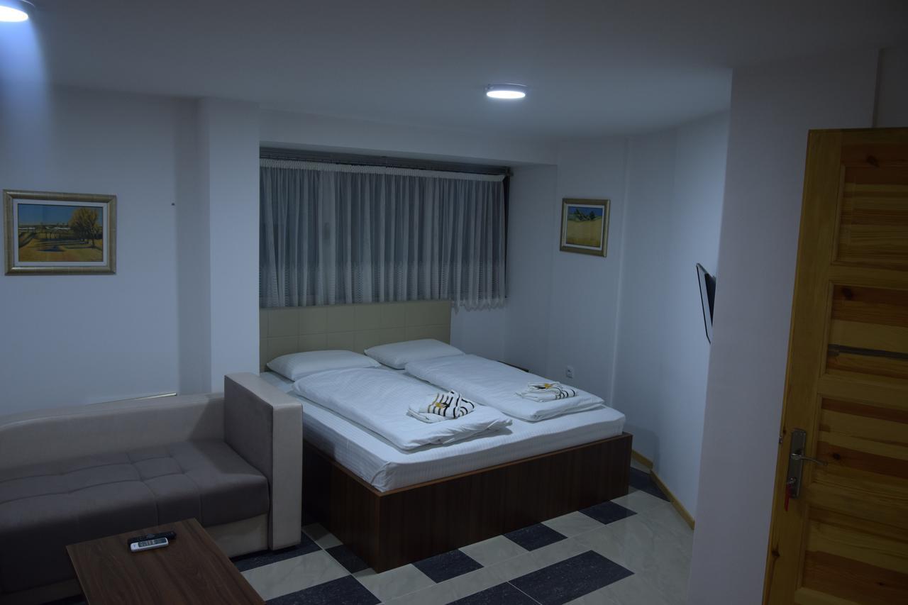 Guest House Agropapuk Šid Dış mekan fotoğraf